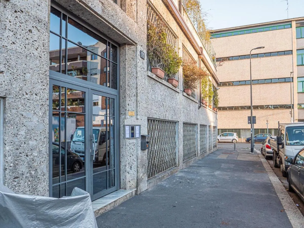 The Best Rent - Apartment Close To Porta Romana Milán 0*,  Italia